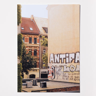 Antifa (Hähnchengrill) – Postkarte als Antifa- und Streetart-Fotokunst aus Leipzig, elbracho