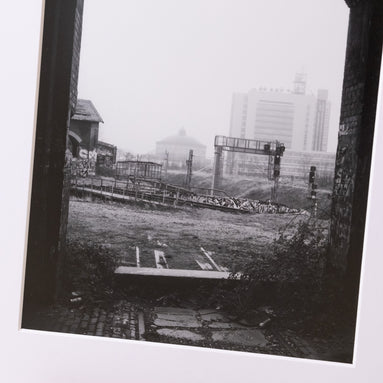 Alter Lokschuppen: Ausschnitt der Original-Fotografie, elbracho Edition aus Leipzig