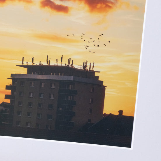 Südvorstadt – Nahaufnahme des Editionsdrucks, Streetart-Fotokunst aus Leipzig-Connewitz, elbracho