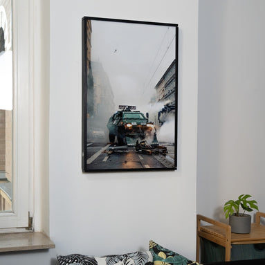 Räumpanzer (1/2) – Unikat-Print an der Wand im Wohnbeispiel, elbracho