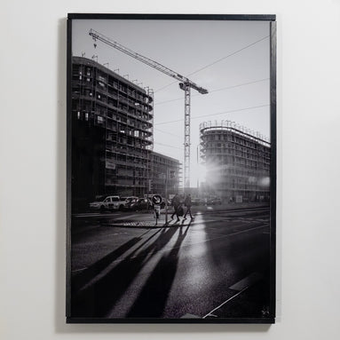 Ostplatz (1/2) – Unikat-Print an der Wand im Wohnbeispiel, elbracho